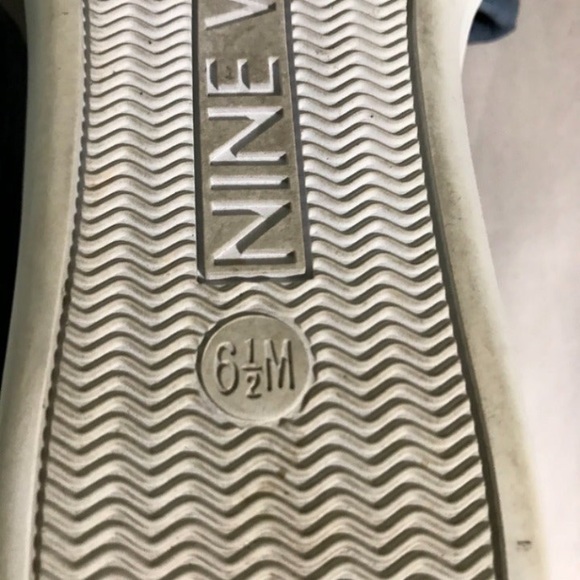 Nine West bluish gray loafers, size 6.5. - Picture 6 of 6